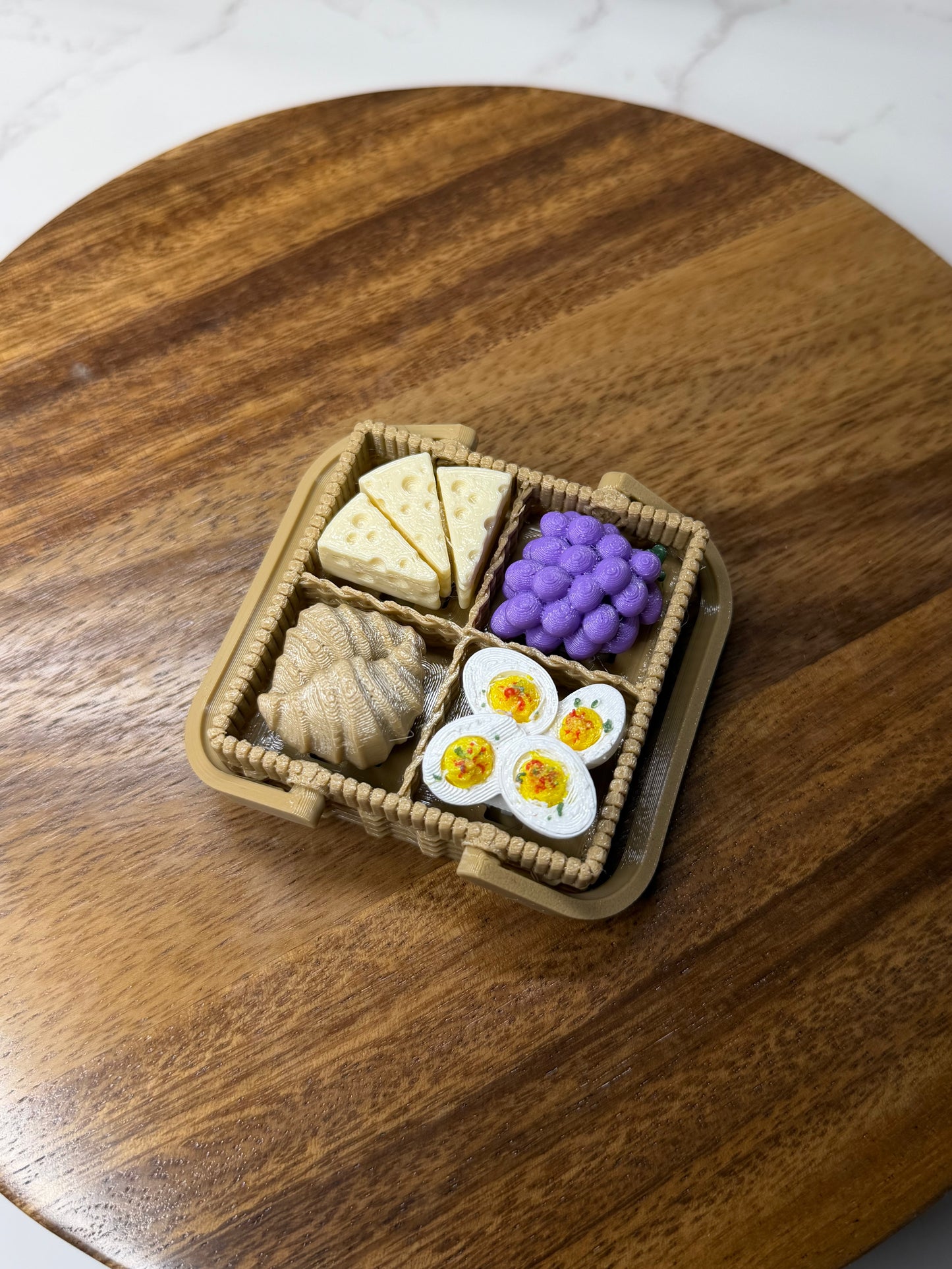 Picnic Basket Clicker | Fidget Clicker