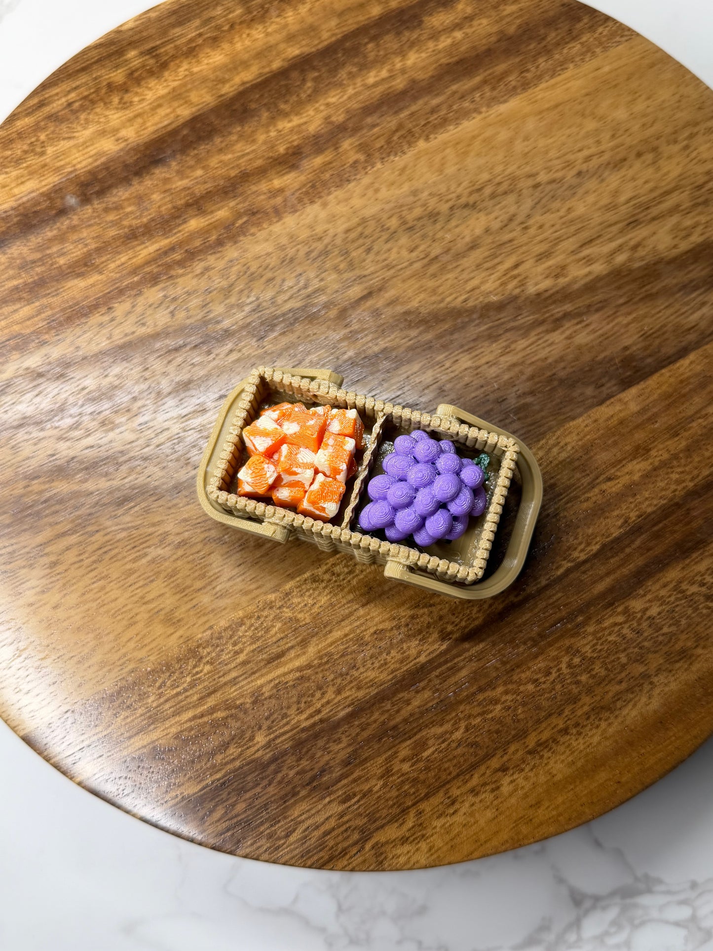 Picnic Basket Clicker | Fidget Clicker
